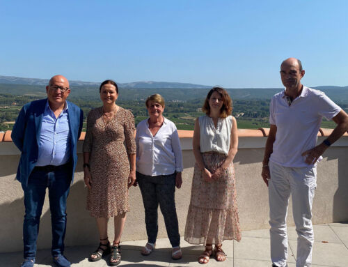Réunion de présentation du projet de centre de santé à Bandol