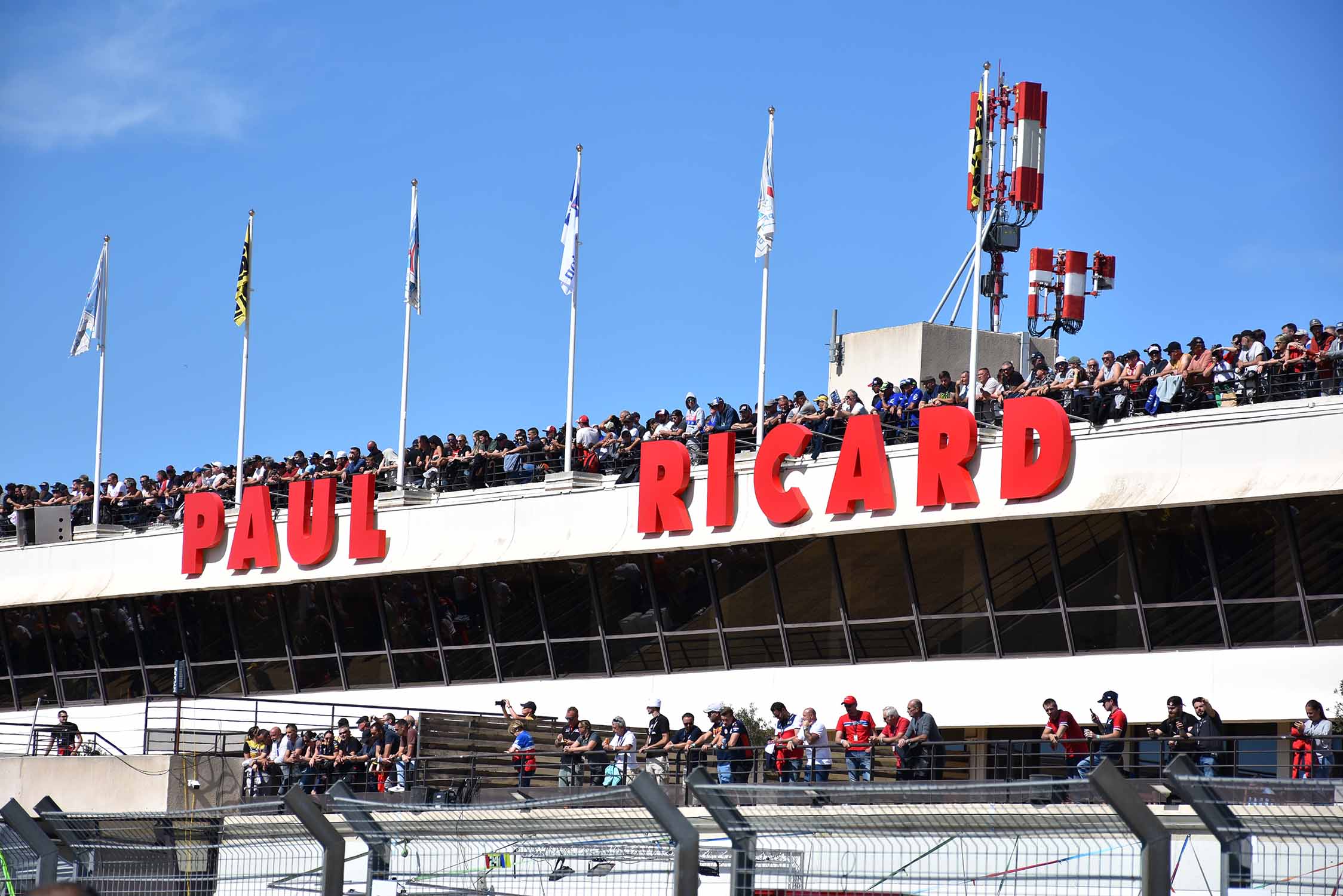 tribunes circuit paul ricard